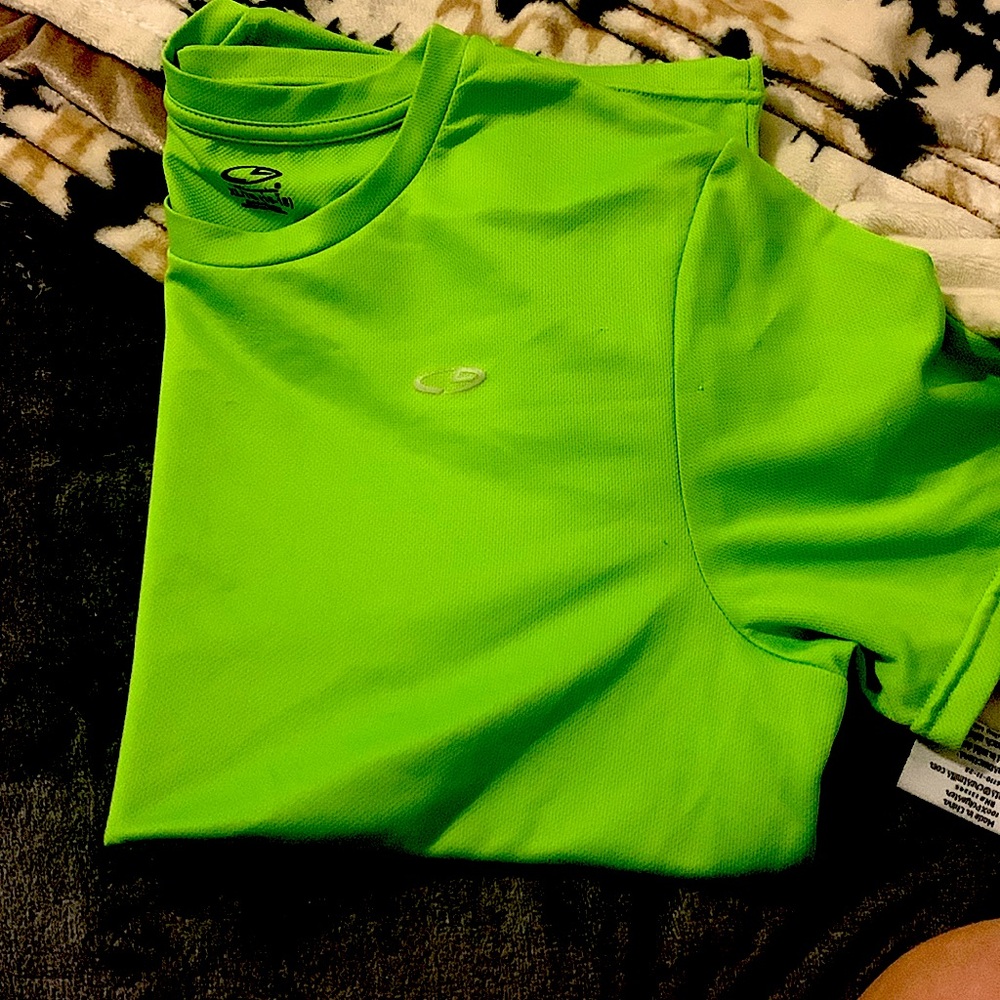 This its a mens size XL/TG (16-18) (brand)champion